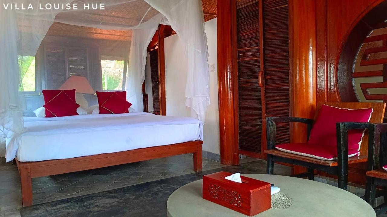 Villa Louise Hue Beach Boutique Hotel Esterno foto
