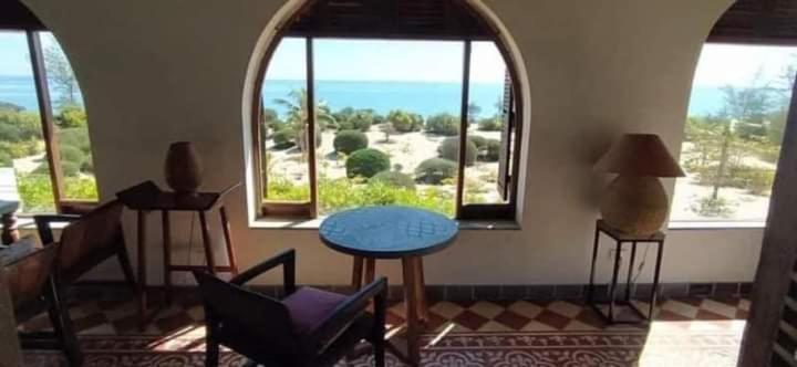 Villa Louise Hue Beach Boutique Hotel Esterno foto
