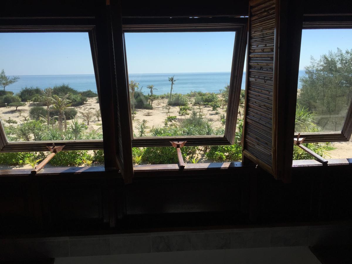Villa Louise Hue Beach Boutique Hotel Esterno foto